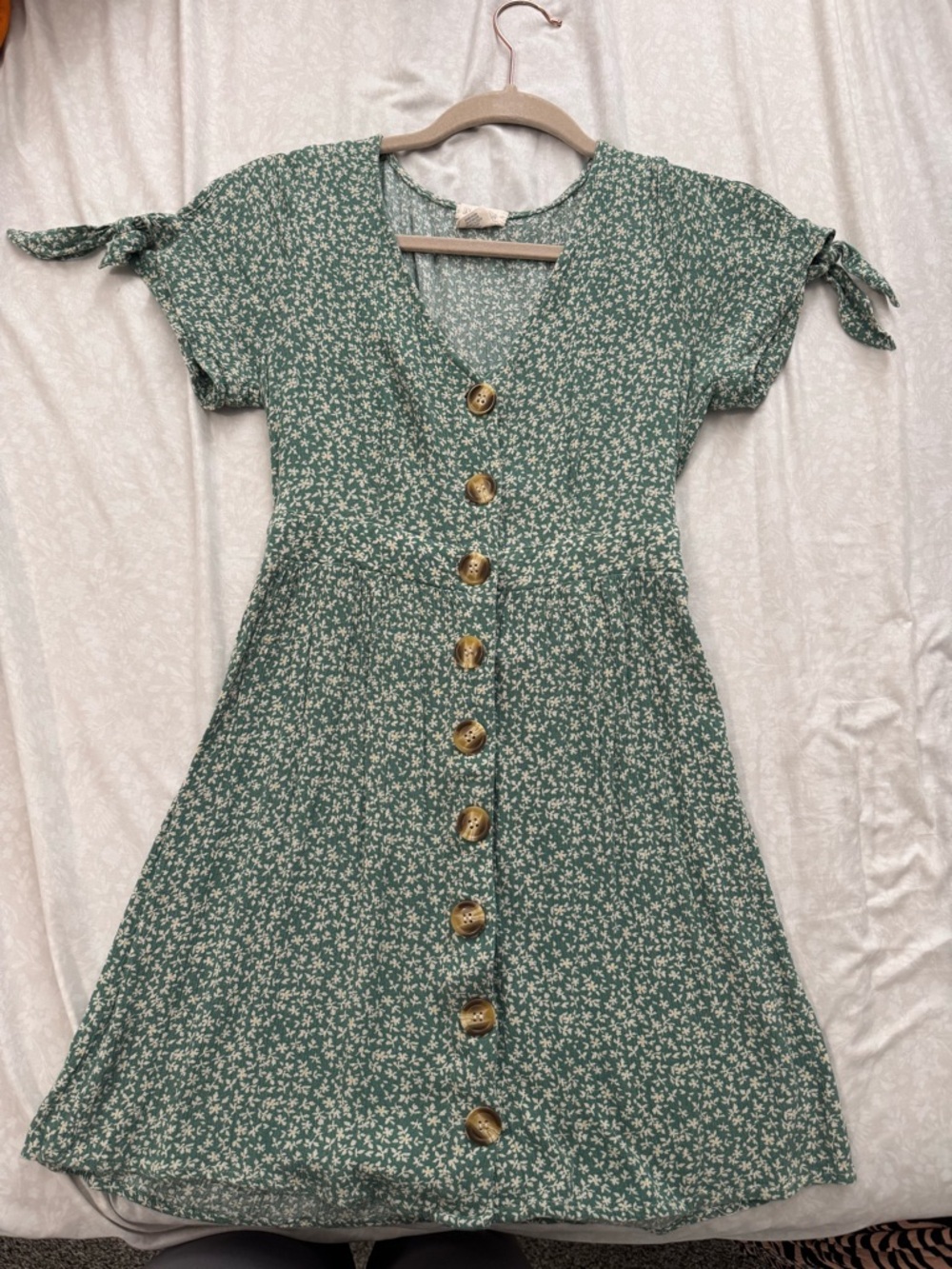Green Floral Button-Down Midi Dress with Tie Sleeves